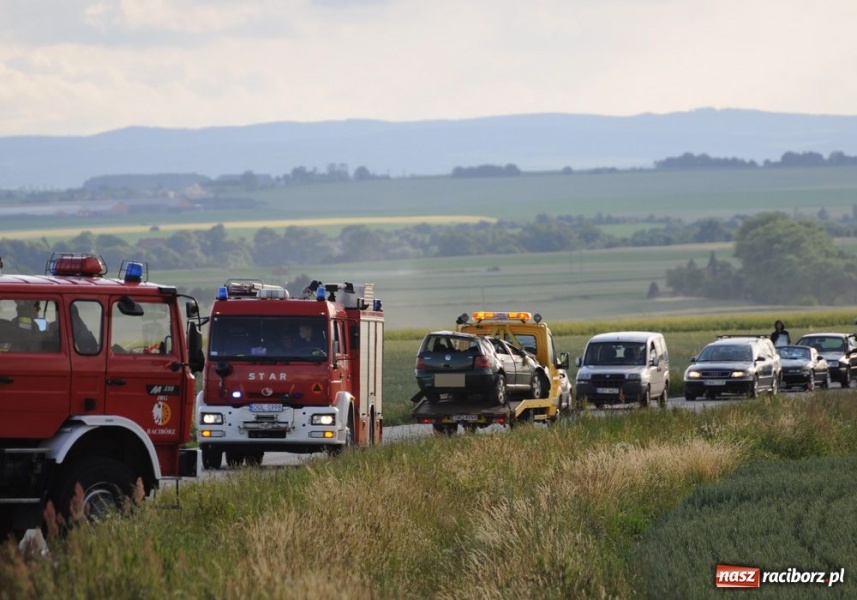 Zdjęcie w galerii na portalu naszraciborz.pl: Wypadek na DW 416. O włos od tragedii wiadomości z regionu