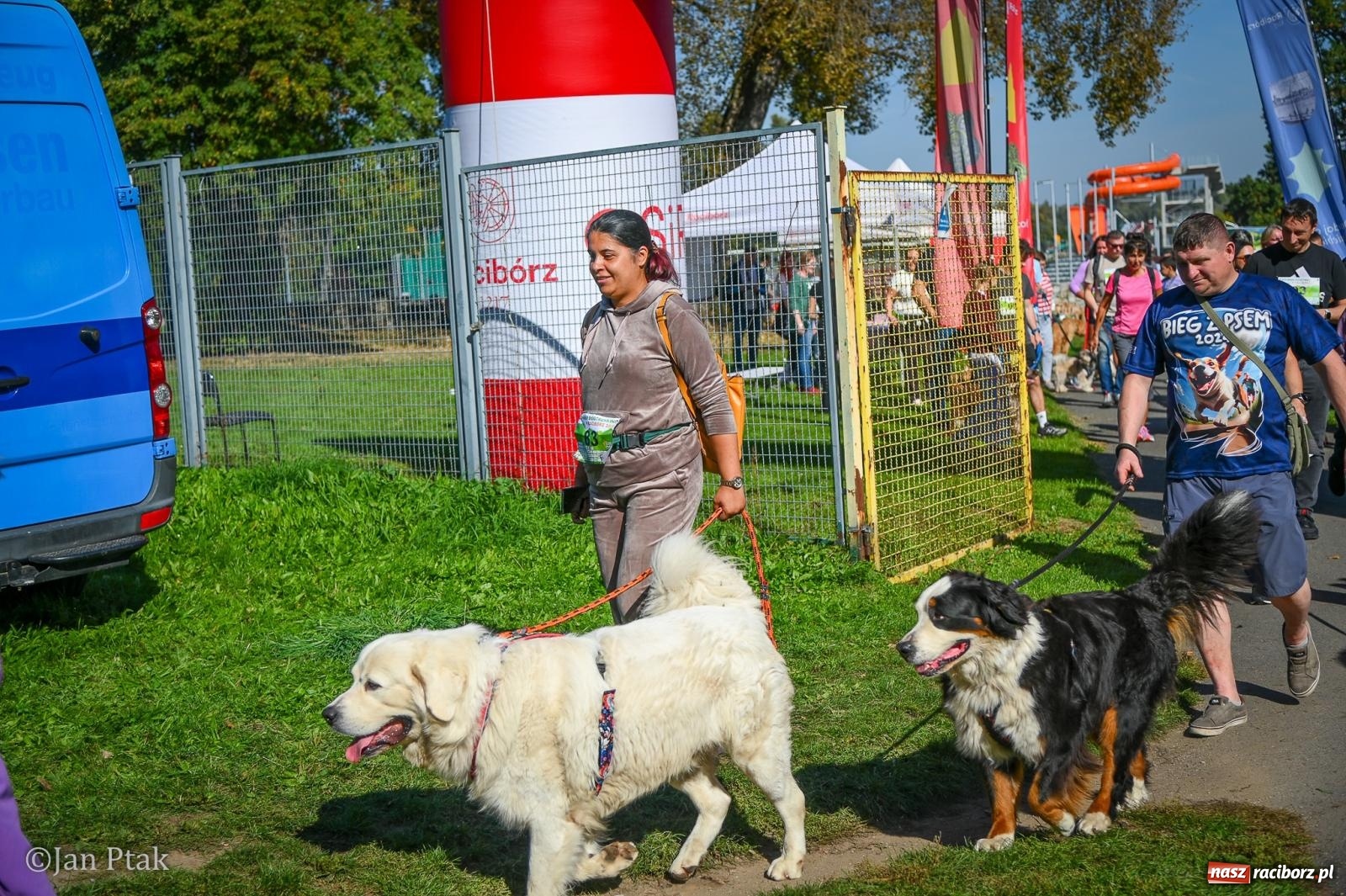 Zdjęcie w galerii na portalu naszraciborz.pl: ZOO-MAR Dogtrekking Racibórz 2026. Sportowa rywalizacja i pomoc dla bezdomnych zwierząt wiadomości z regionu