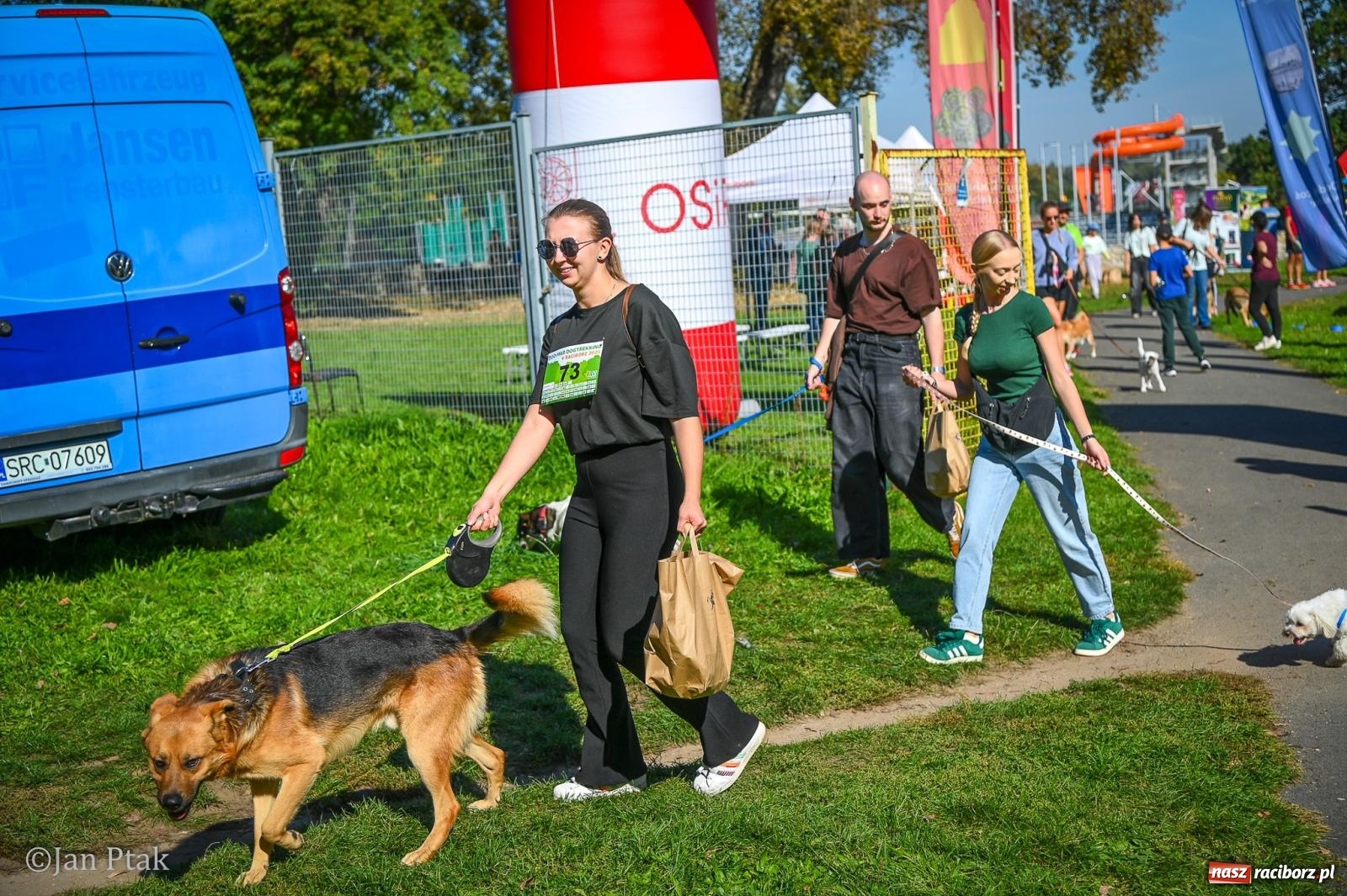 Zdjęcie w galerii na portalu naszraciborz.pl: ZOO-MAR Dogtrekking Racibórz 2026. Sportowa rywalizacja i pomoc dla bezdomnych zwierząt wiadomości z regionu