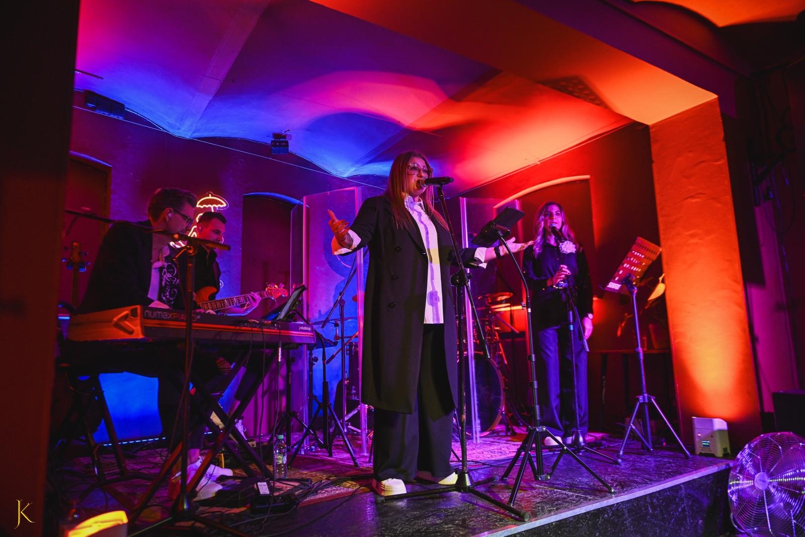 Zdjęcie w galerii na portalu naszraciborz.pl: Kowalewska & Kuder zaprezentowali debiutancki album na Końcu Świata w Raciborzu!  wiadomości z regionu