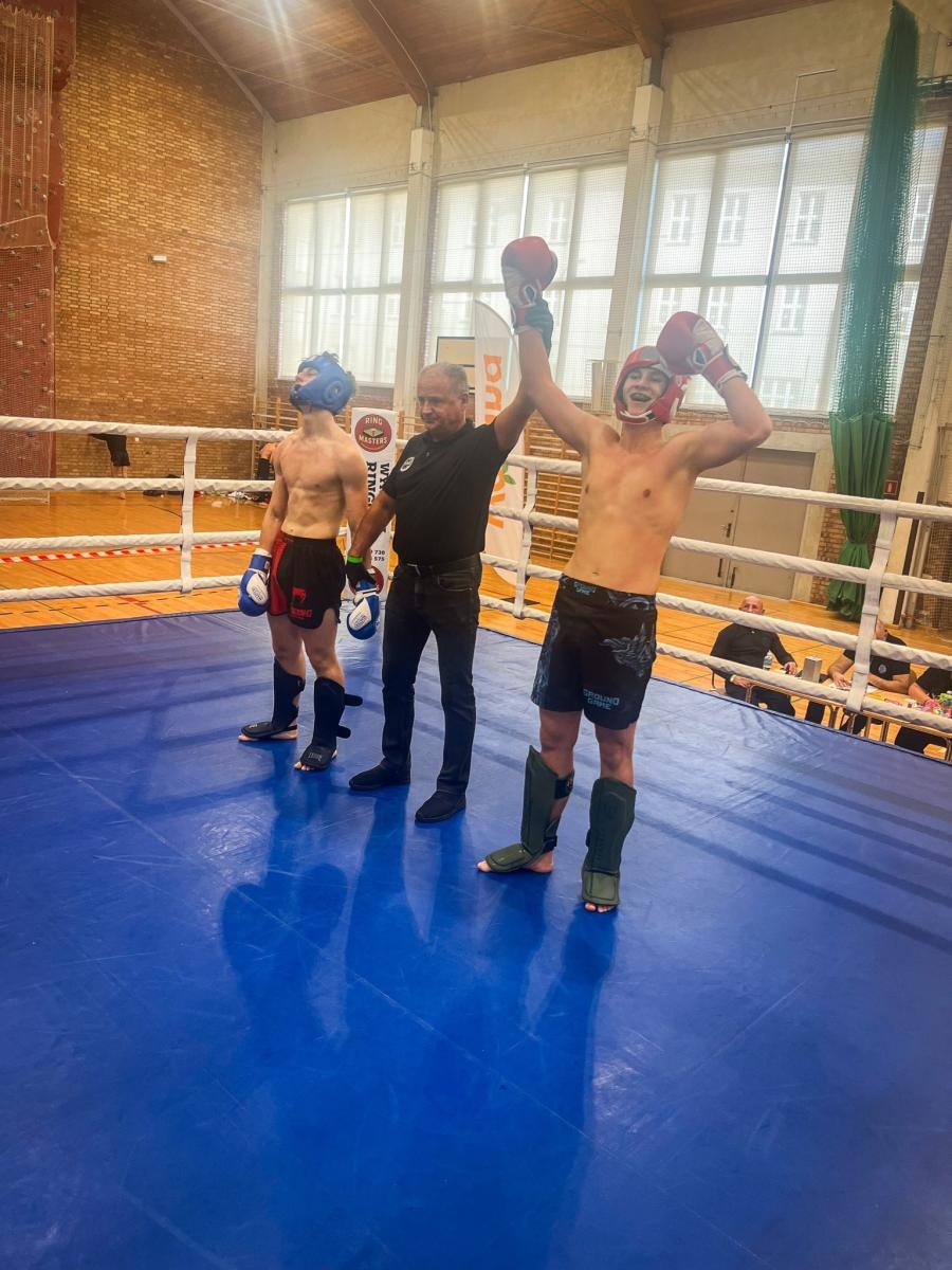 Zdjęcie w galerii na portalu naszraciborz.pl: Dwa złota dla Bartula Fight Club Racibórz! Adam Brzozowski najlepszym zawodnikiem K-1 wiadomości z regionu