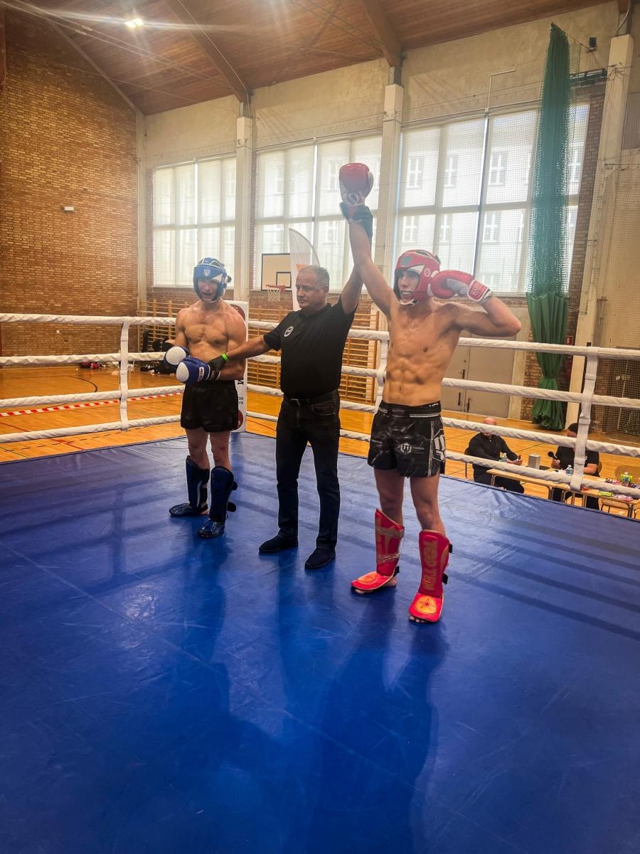 Zdjęcie w galerii na portalu naszraciborz.pl: Dwa złota dla Bartula Fight Club Racibórz! Adam Brzozowski najlepszym zawodnikiem K-1 wiadomości z regionu