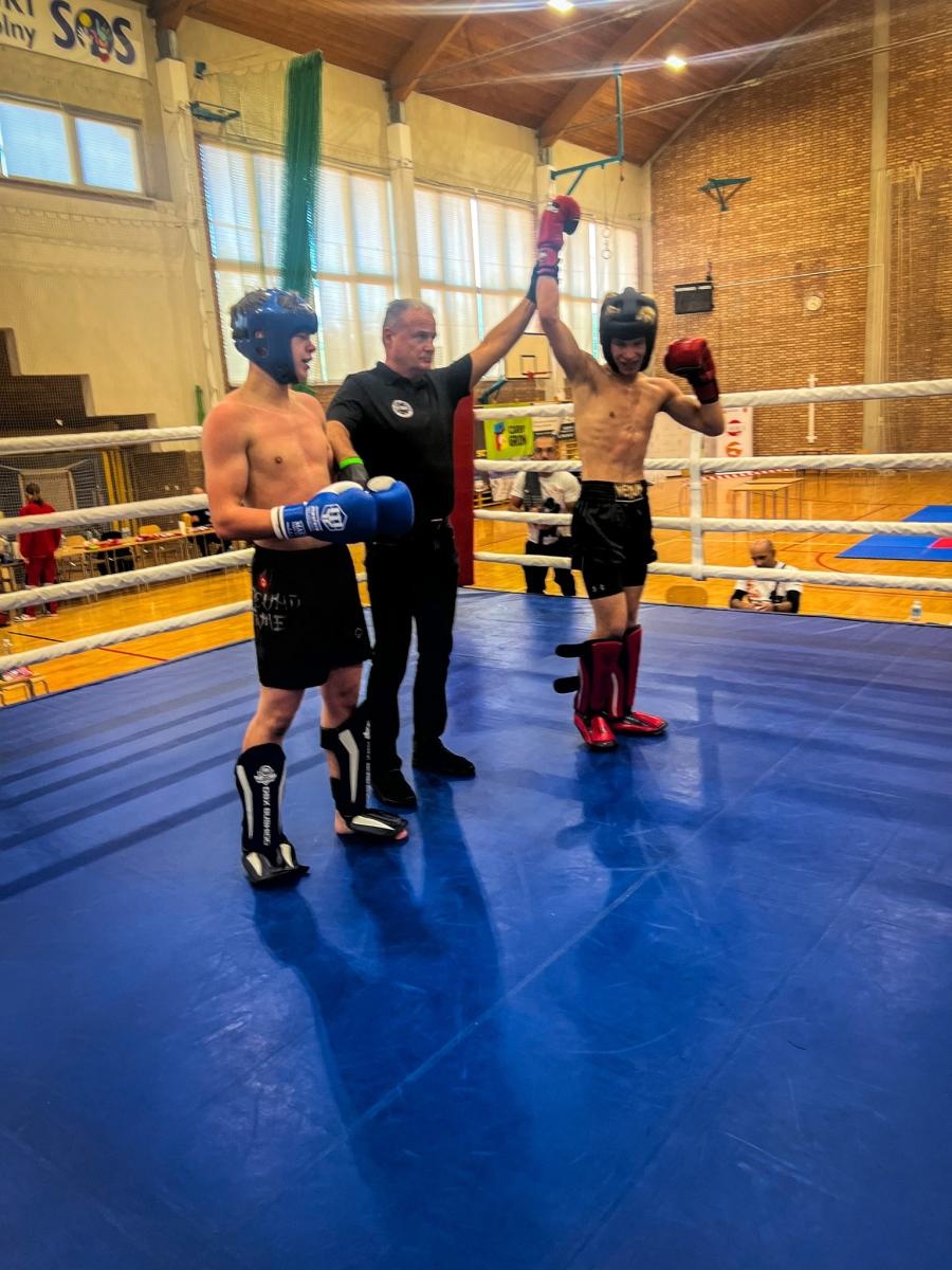 Zdjęcie w galerii na portalu naszraciborz.pl: Dwa złota dla Bartula Fight Club Racibórz! Adam Brzozowski najlepszym zawodnikiem K-1 wiadomości z regionu