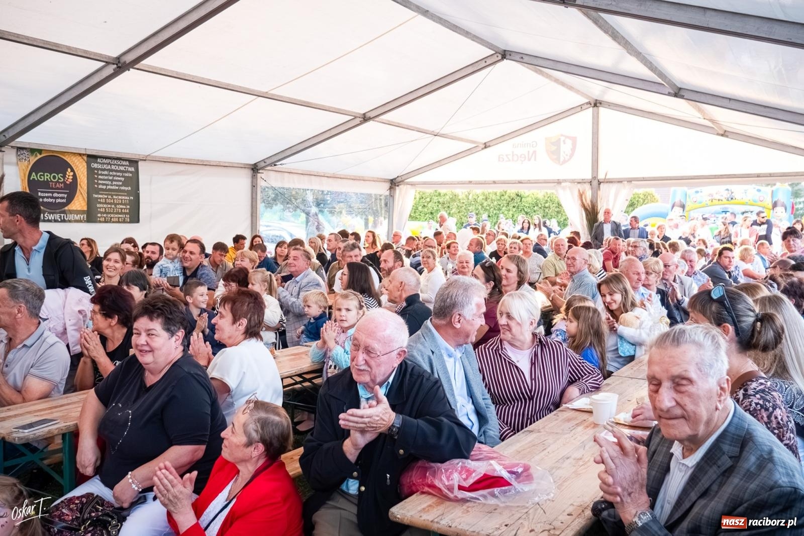 Zdjęcie w galerii na portalu naszraciborz.pl: Parafialny festyn w Nędzy. Występy, konkursy, nie zabrakło też tańca [FOTO] wiadomości z regionu