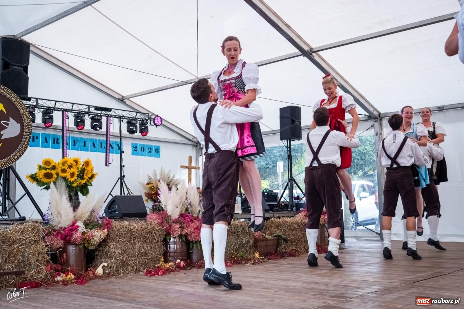 Zdjęcie w galerii na portalu naszraciborz.pl: Parafialny festyn w Nędzy. Występy, konkursy, nie zabrakło też tańca [FOTO] wiadomości z regionu