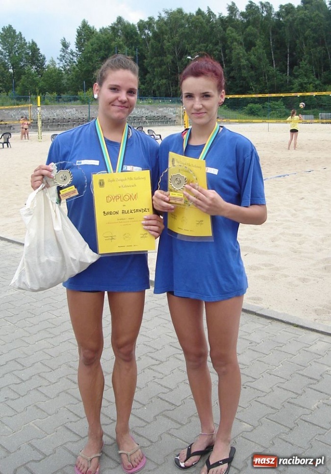 Zdjęcie w galerii na portalu naszraciborz.pl: Złote w kadetkach i złote w juniorkach wiadomości z regionu