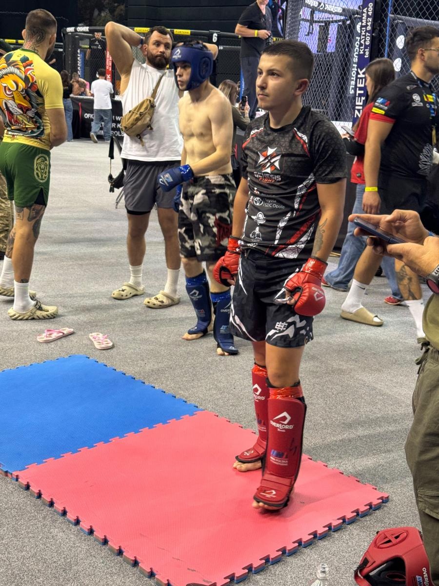 Zdjęcie w galerii na portalu naszraciborz.pl: Łamator Racibórz z medalem Mistrzostw MMA. Olivier Posmyk wicemistrzem Polski wiadomości z regionu