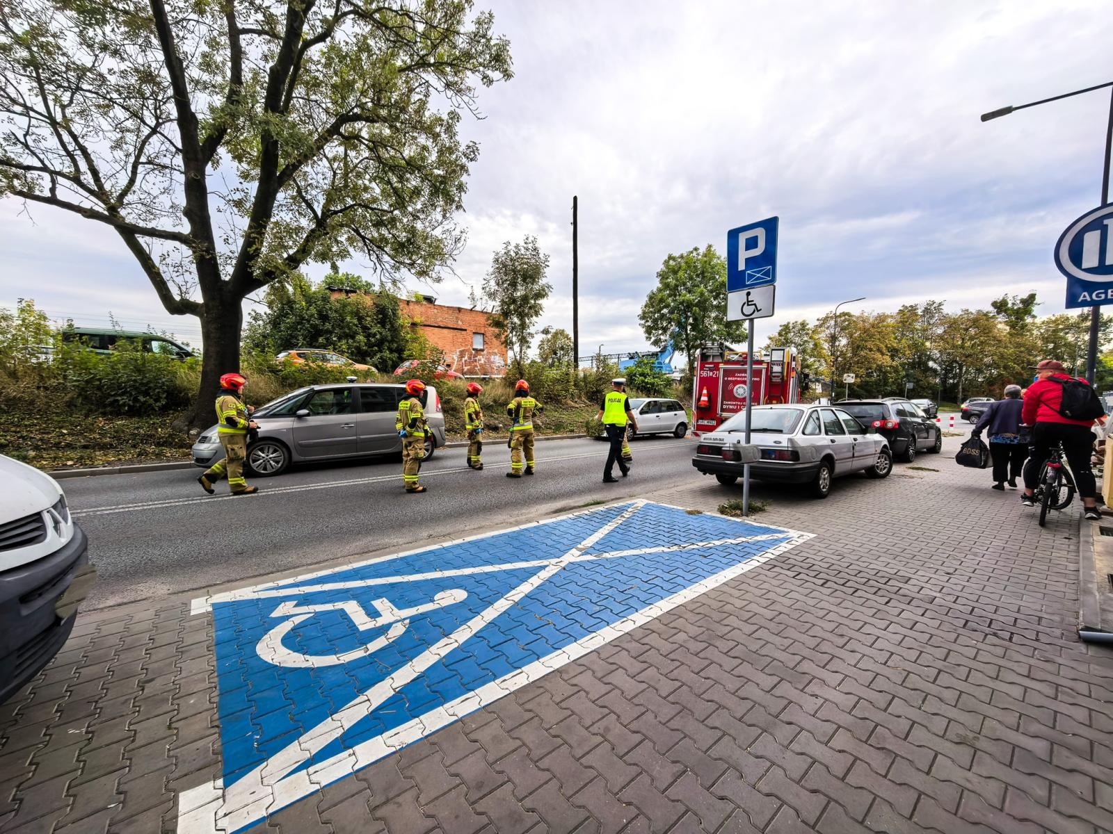 Zdjęcie w galerii na portalu naszraciborz.pl: Nie ustąpił pierwszeństwa, drugi nie zachował odstępu. Dwa zdarzenia w Raciborzu wiadomości z regionu
