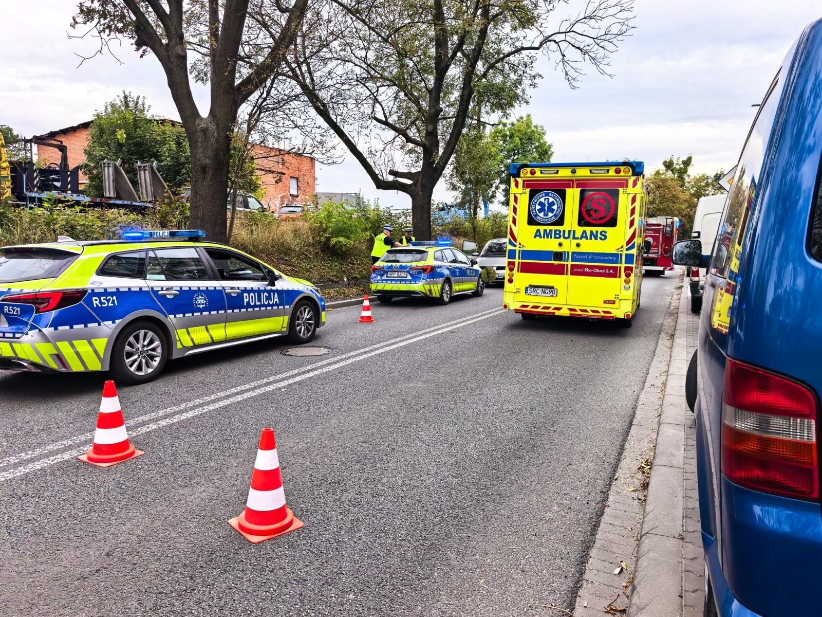 Zdjęcie w galerii na portalu naszraciborz.pl: Nie ustąpił pierwszeństwa, drugi nie zachował odstępu. Dwa zdarzenia w Raciborzu wiadomości z regionu