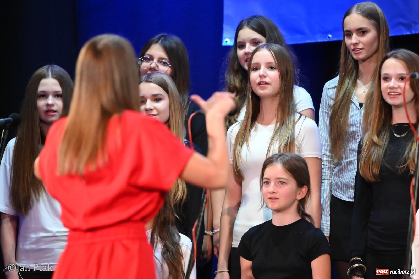 Zdjęcie w galerii na portalu naszraciborz.pl: Siedem chórów wystąpiło na koncercie Co nam w duszy gra w Raciborzu wiadomości z regionu