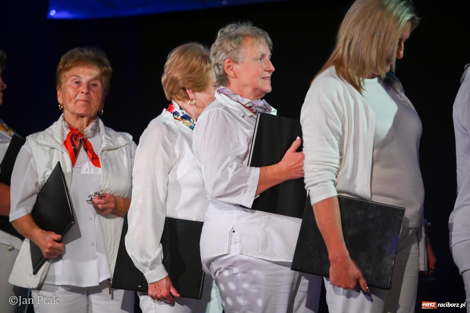 Zdjęcie w galerii na portalu naszraciborz.pl: Siedem chórów wystąpiło na koncercie Co nam w duszy gra w Raciborzu wiadomości z regionu
