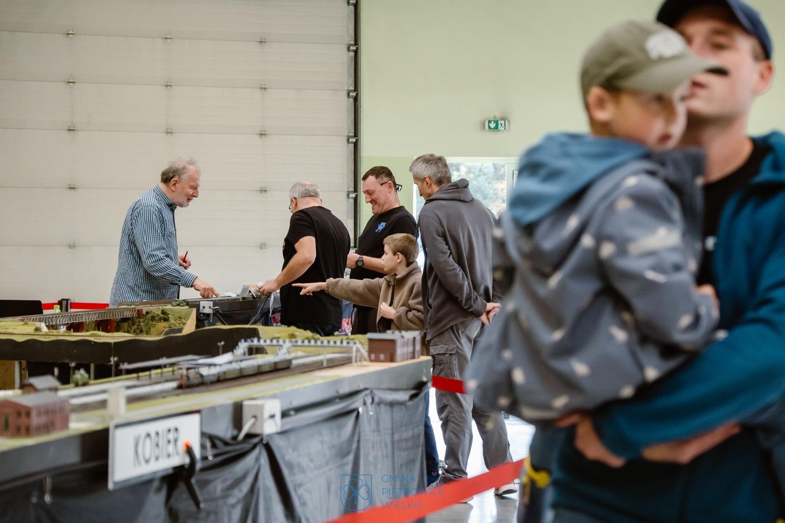 Zdjęcie w galerii na portalu naszraciborz.pl: Ostatnia szansa, by zobaczyć niezwykłą makietę kolejową w Pietrowicach Wielkich wiadomości z regionu