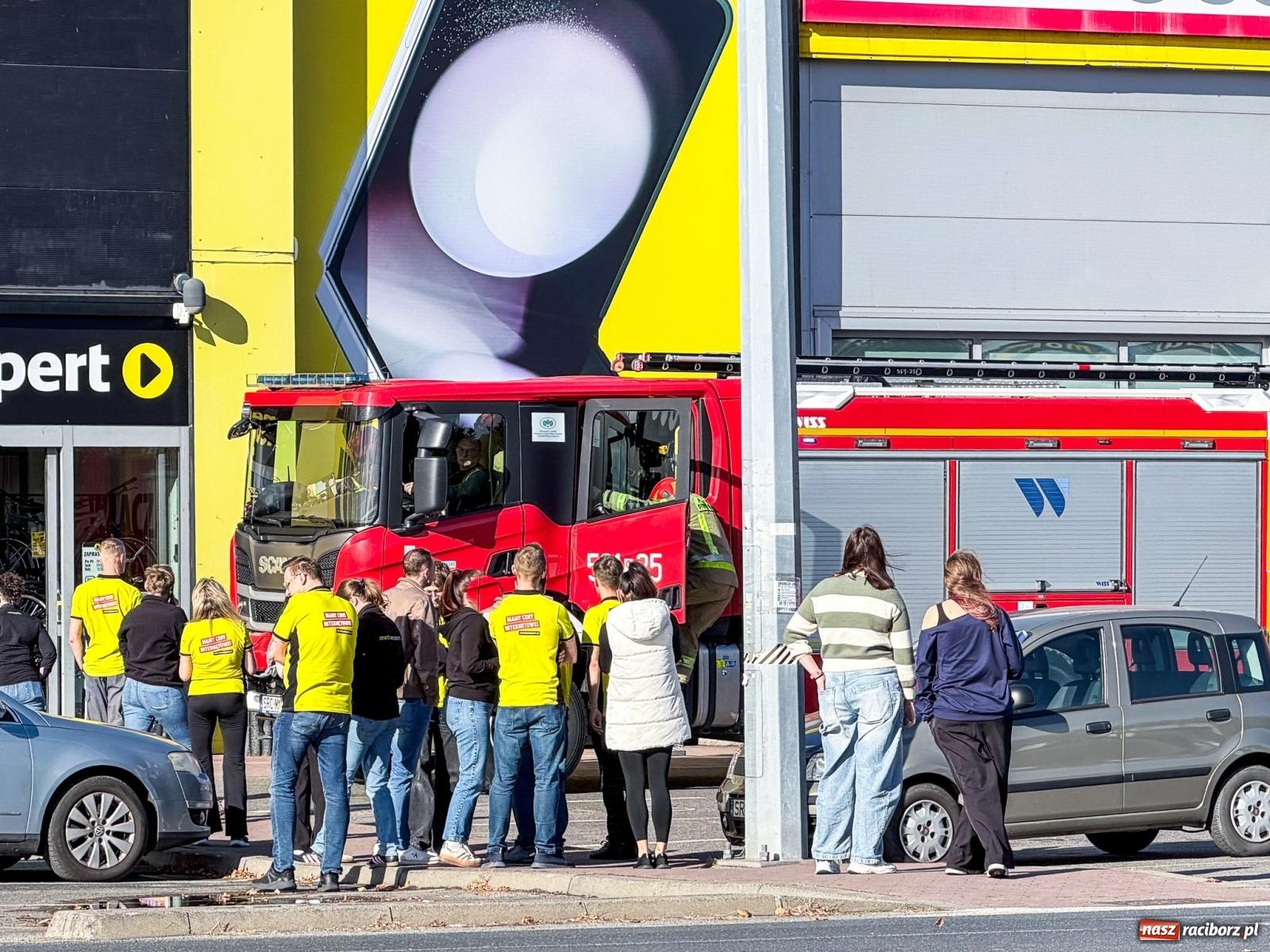 Zdjęcie w galerii na portalu naszraciborz.pl: Interwencje strażaków w Raciborzu i Krzyżanowicach. Dwie osoby wymagały pomocy wiadomości z regionu