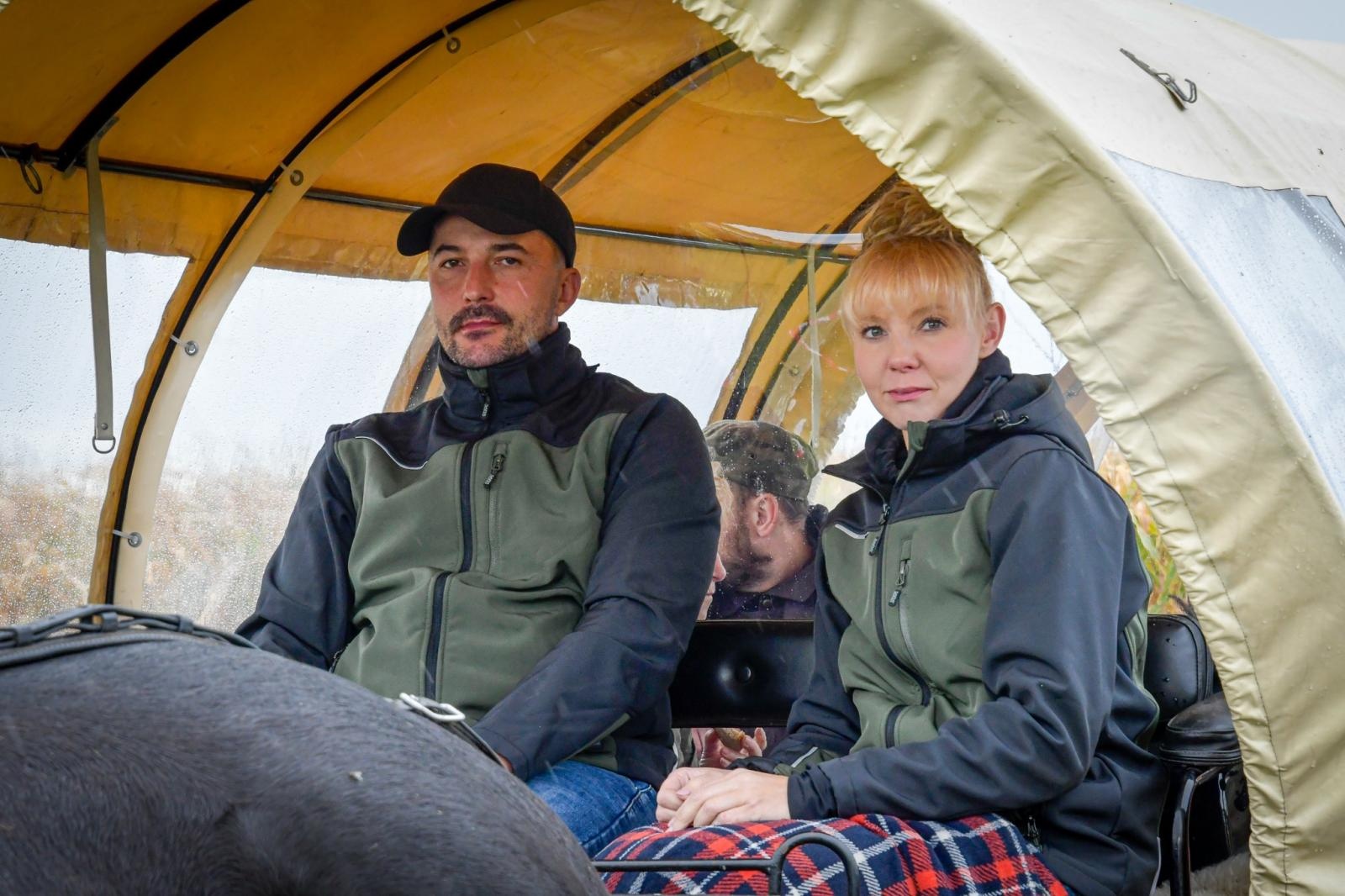Zdjęcie w galerii na portalu naszraciborz.pl: Natalia Rzerzacz zwyciężczynią pogoni za lisem podczas hubertusa w Żerdzinach [FOTO i WIDEO] wiadomości z regionu