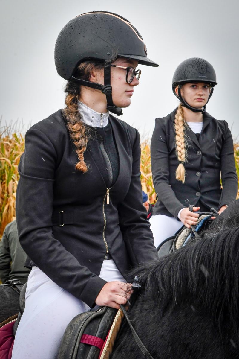 Zdjęcie w galerii na portalu naszraciborz.pl: Natalia Rzerzacz zwyciężczynią pogoni za lisem podczas hubertusa w Żerdzinach [FOTO i WIDEO] wiadomości z regionu