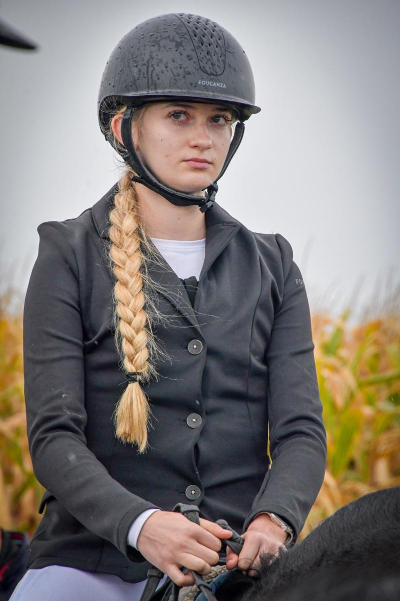 Zdjęcie w galerii na portalu naszraciborz.pl: Natalia Rzerzacz zwyciężczynią pogoni za lisem podczas hubertusa w Żerdzinach [FOTO i WIDEO] wiadomości z regionu