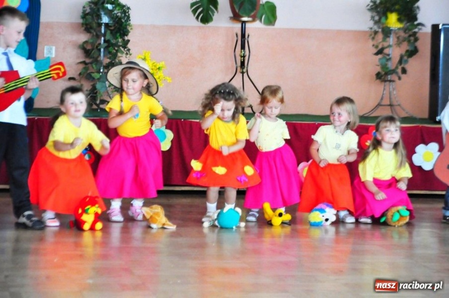 Zdjęcie w galerii na portalu naszraciborz.pl: Festyn rodzinny w Bojanowie wiadomości z regionu