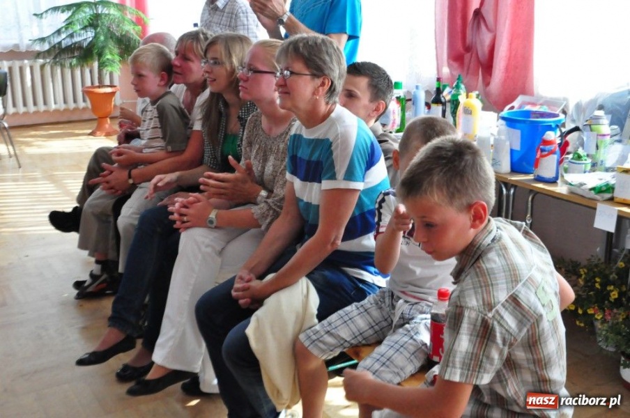 Zdjęcie w galerii na portalu naszraciborz.pl: Festyn rodzinny w Bojanowie wiadomości z regionu