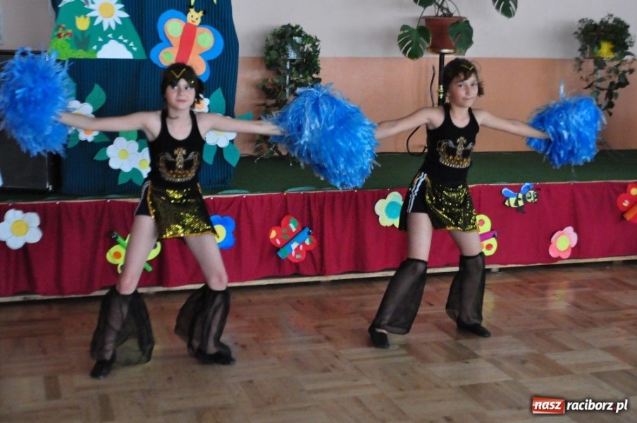 Zdjęcie w galerii na portalu naszraciborz.pl: Festyn rodzinny w Bojanowie wiadomości z regionu