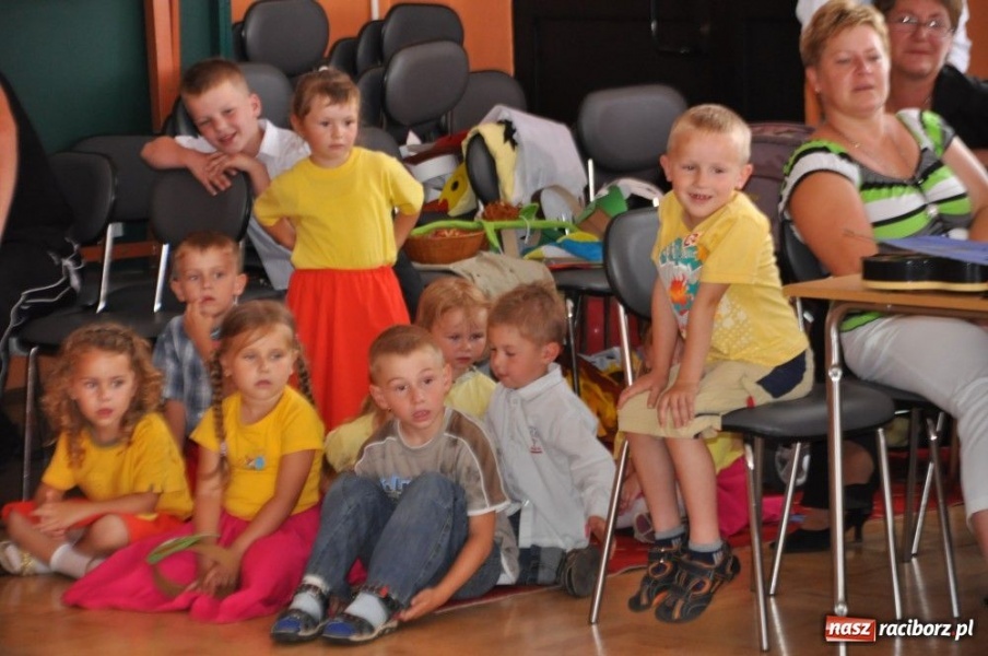 Zdjęcie w galerii na portalu naszraciborz.pl: Festyn rodzinny w Bojanowie wiadomości z regionu