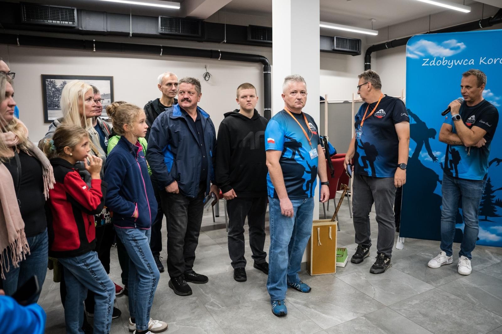Zdjęcie w galerii na portalu naszraciborz.pl: Zdobywcy Korony Gór Polski zawitali na Zamek Piastowski w Raciborzu wiadomości z regionu