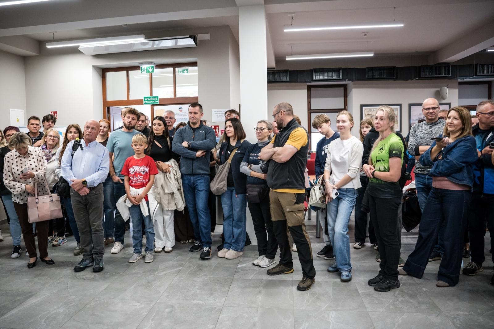 Zdjęcie w galerii na portalu naszraciborz.pl: Zdobywcy Korony Gór Polski zawitali na Zamek Piastowski w Raciborzu wiadomości z regionu