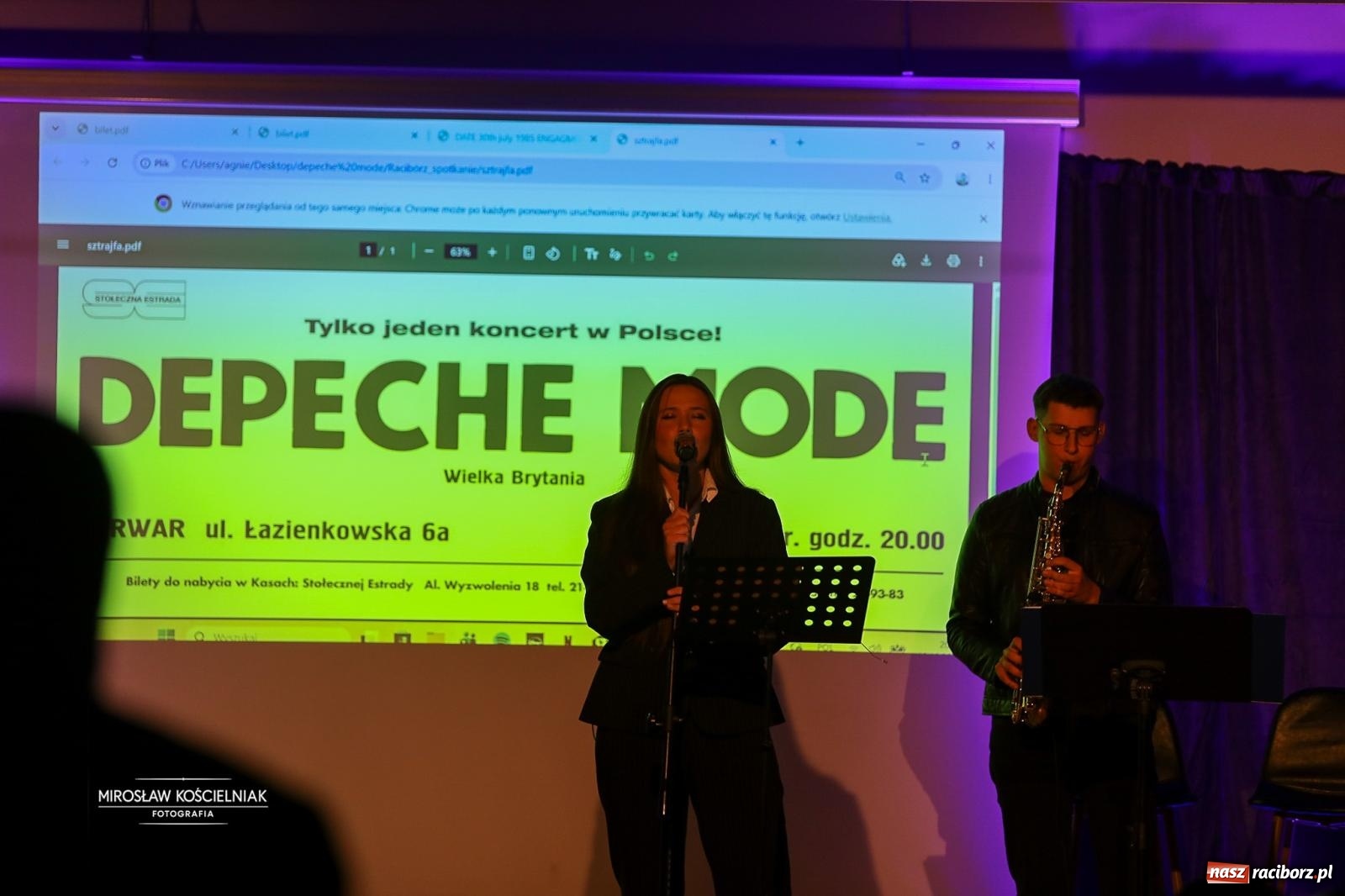 Zdjęcie w galerii na portalu naszraciborz.pl: Fani Depeche Mode spotkali się na Zamku Piastowskim w Raciborzu. Wieczór z historią zespołu i jego muzyką wiadomości z regionu