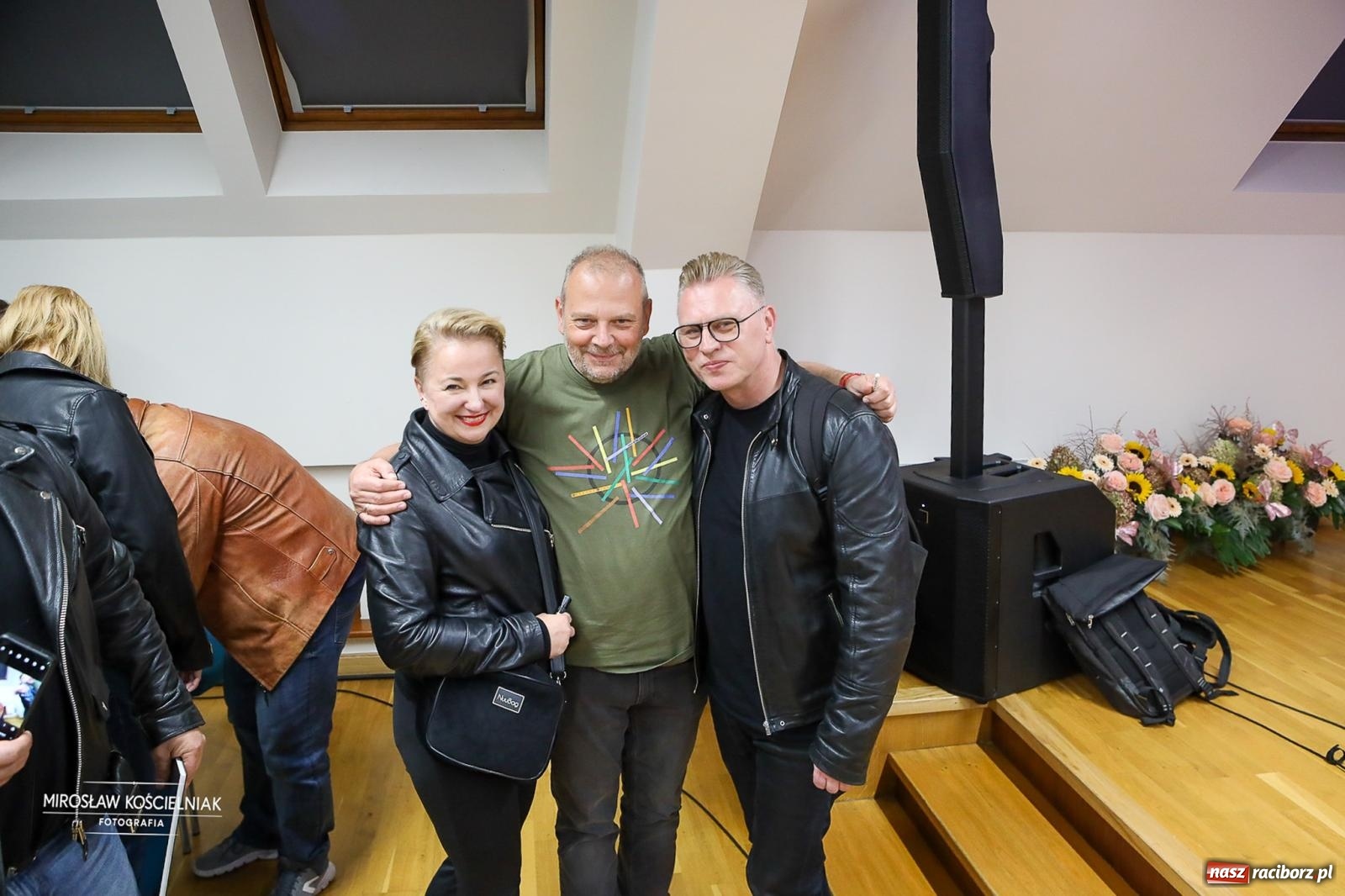Zdjęcie w galerii na portalu naszraciborz.pl: Fani Depeche Mode spotkali się na Zamku Piastowskim w Raciborzu. Wieczór z historią zespołu i jego muzyką wiadomości z regionu
