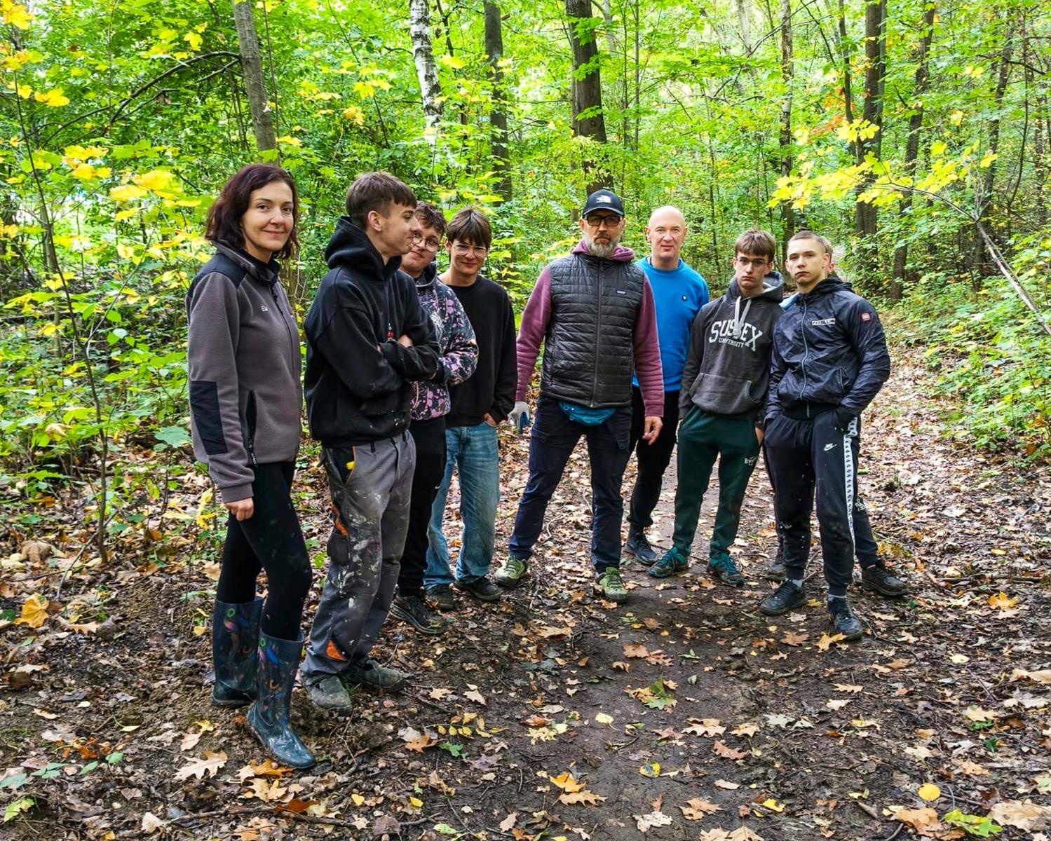 Zdjęcie w galerii na portalu naszraciborz.pl: 200 nowych drzew w Raciborzu. W Arboretum posadzono już 900 drzew w ramach akcji drzewaTOprzyszłość wiadomości z regionu