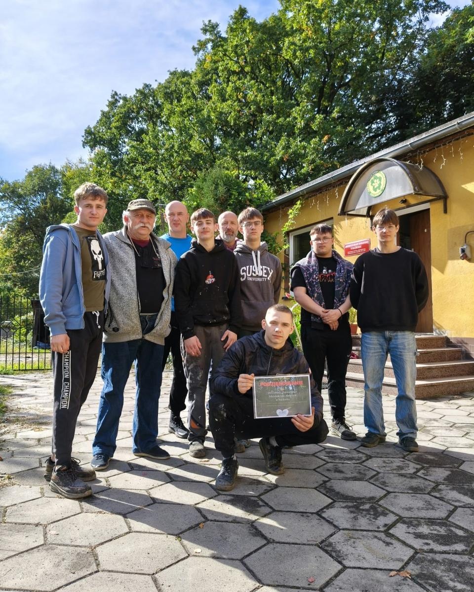 Zdjęcie w galerii na portalu naszraciborz.pl: 200 nowych drzew w Raciborzu. W Arboretum posadzono już 900 drzew w ramach akcji drzewaTOprzyszłość wiadomości z regionu