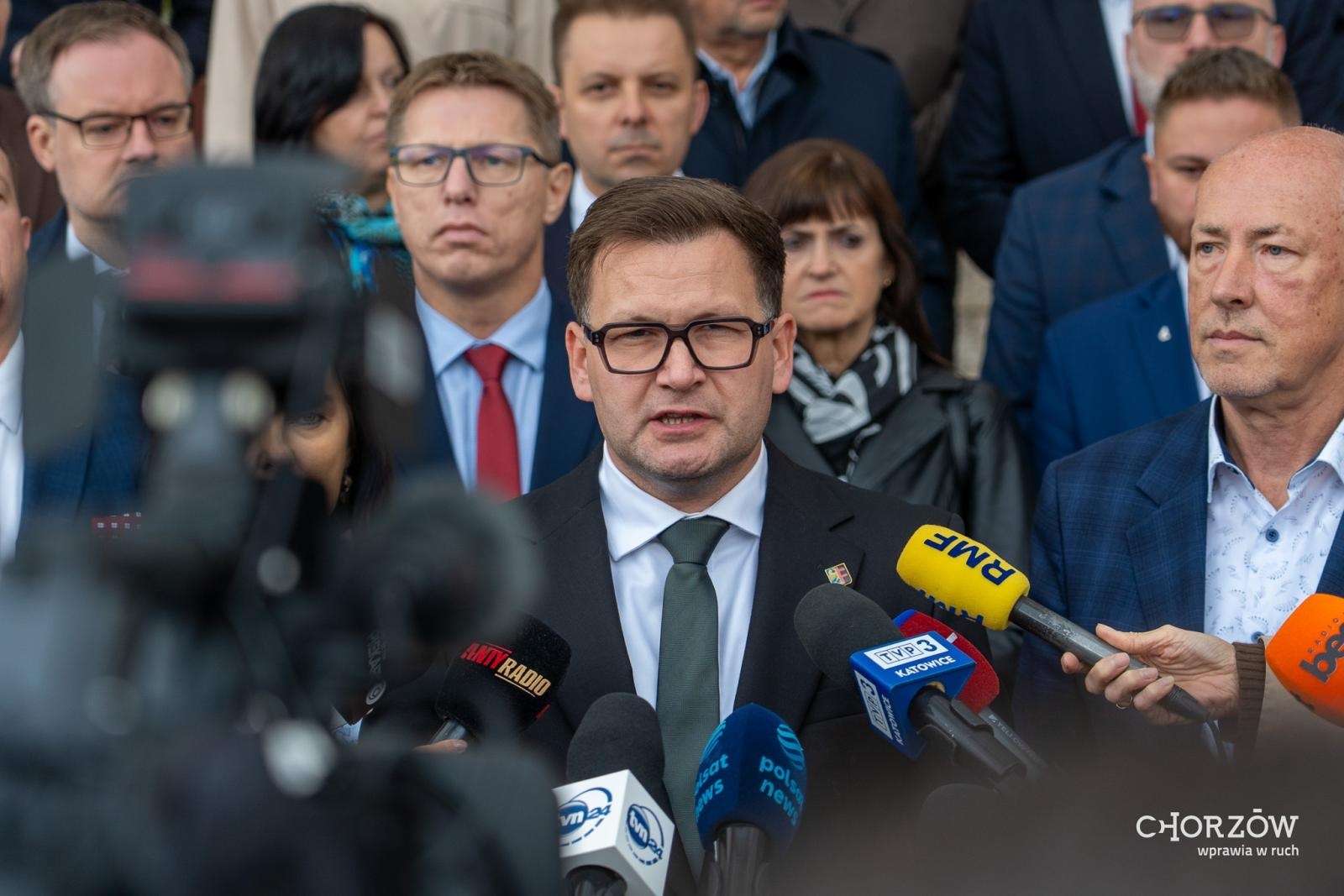 Zdjęcie w galerii na portalu naszraciborz.pl: Protest śląskich samorządowców. W tle pogarszająca się kondycja szpitali wiadomości z regionu