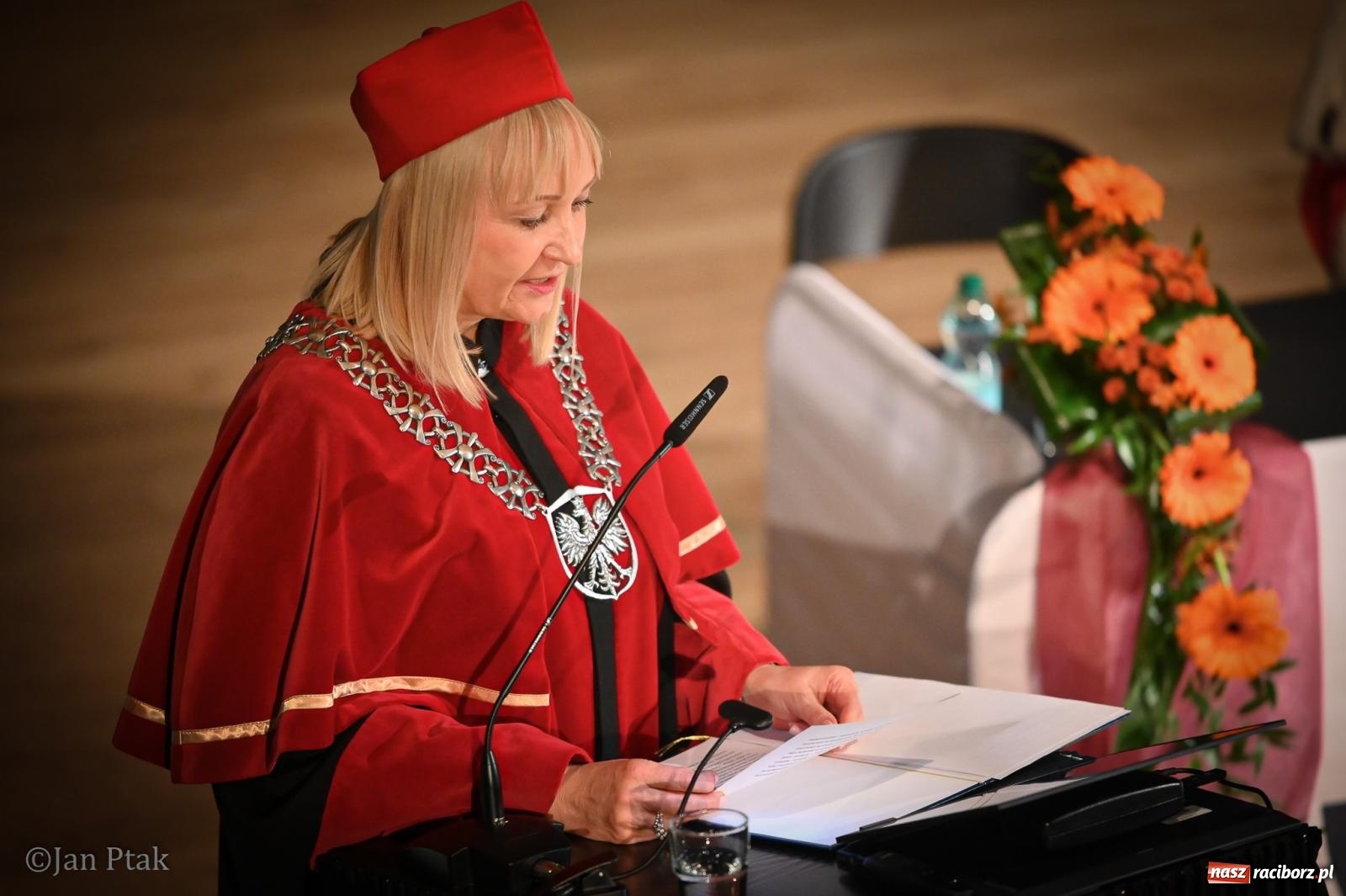 Zdjęcie w galerii na portalu naszraciborz.pl: Musi być inaczej, jeśli ma być lepiej. Raciborska uczelnia wkroczyła w nowy rok akademicki wiadomości z regionu