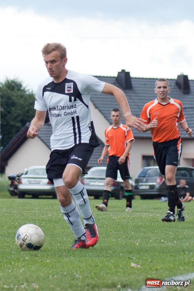 Zdjęcie w galerii na portalu naszraciborz.pl: Naprz&oacute;d Borucin na dziesiątkę wiadomości z regionu