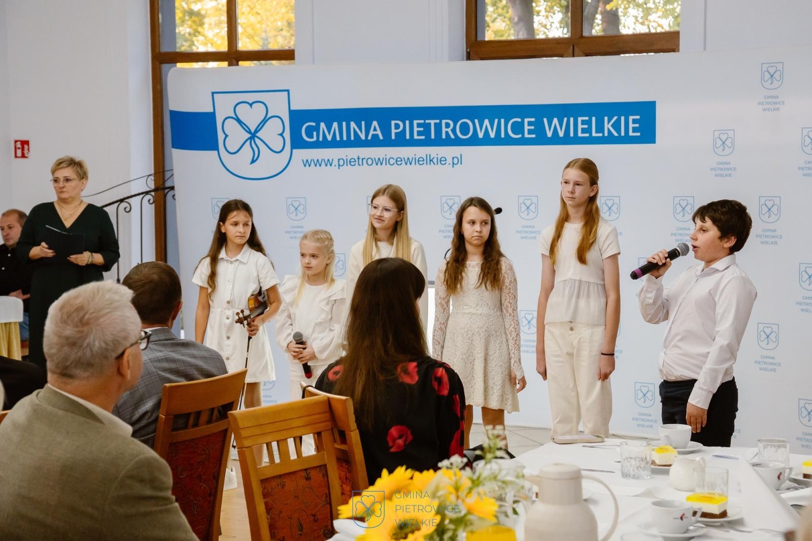 Zdjęcie w galerii na portalu naszraciborz.pl: Nagrody Wójta Gminy Pietrowice Wielkie dla nauczycieli i dyrektorów. Kto został wyróżniony? wiadomości z regionu