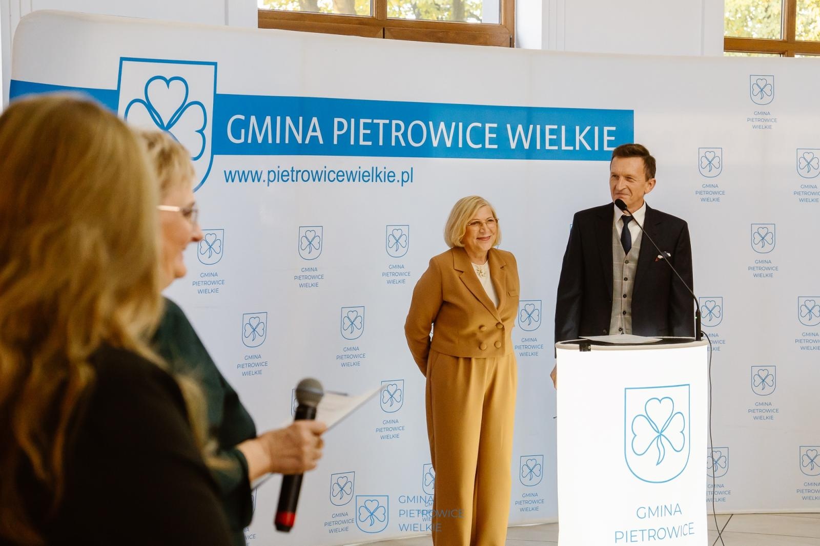 Zdjęcie w galerii na portalu naszraciborz.pl: Nagrody Wójta Gminy Pietrowice Wielkie dla nauczycieli i dyrektorów. Kto został wyróżniony? wiadomości z regionu