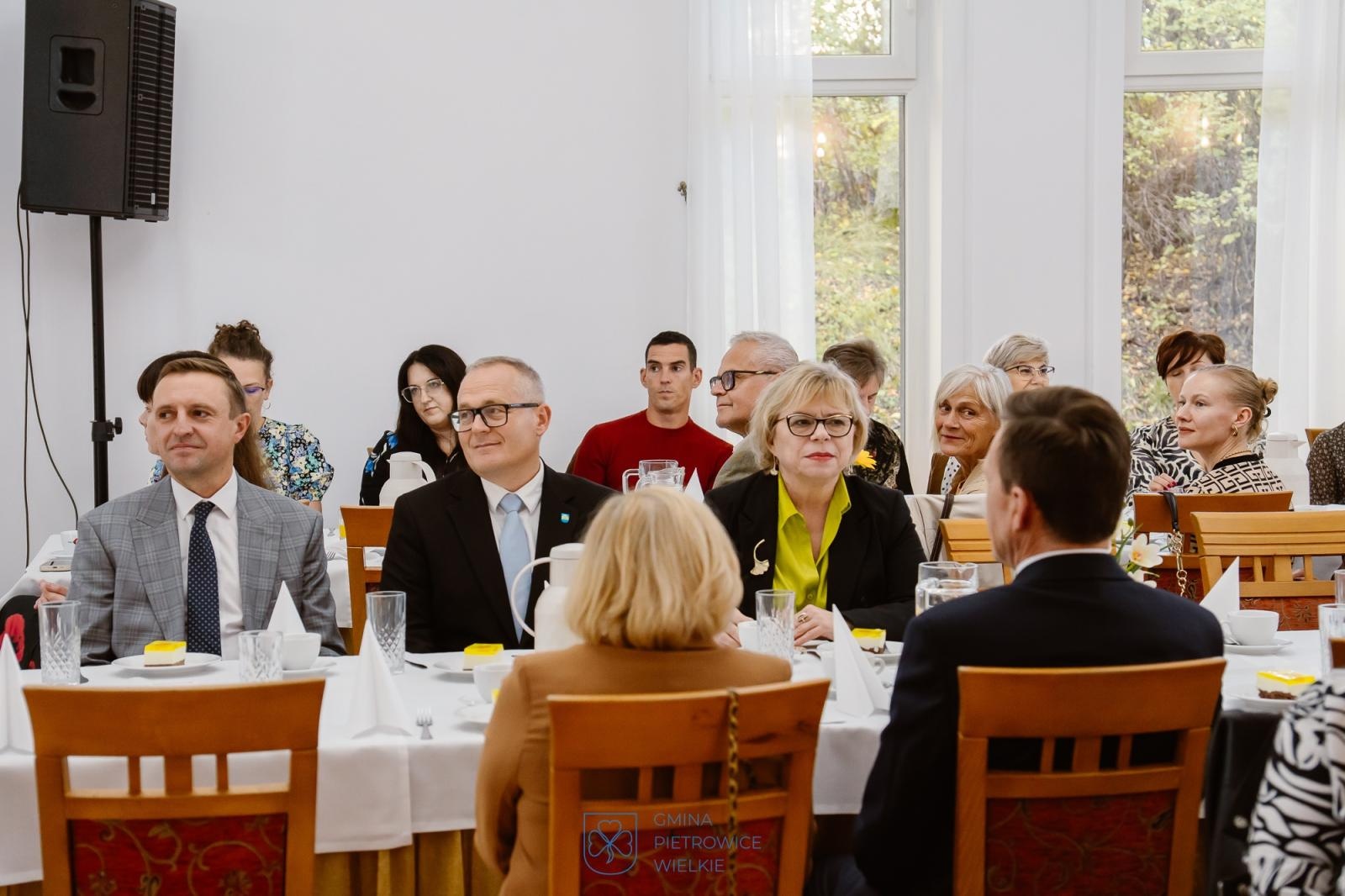 Zdjęcie w galerii na portalu naszraciborz.pl: Nagrody Wójta Gminy Pietrowice Wielkie dla nauczycieli i dyrektorów. Kto został wyróżniony? wiadomości z regionu