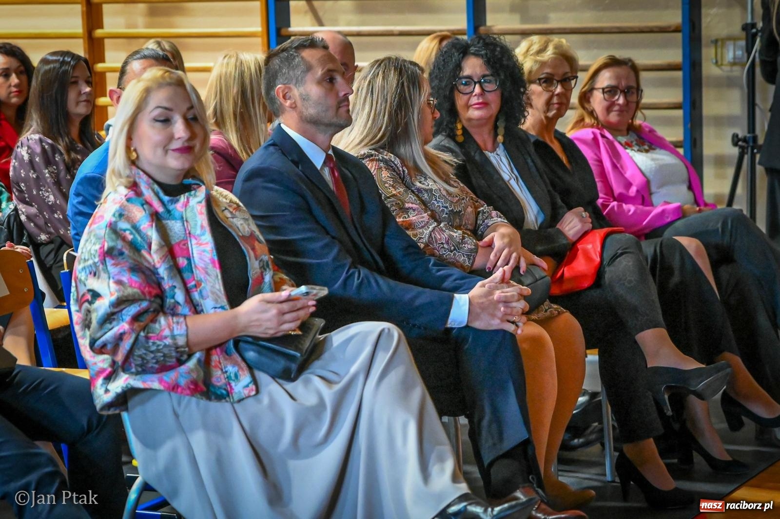 Zdjęcie w galerii na portalu naszraciborz.pl: Miejskie obchody Dnia Edukacji Narodowej. Świętowano w SP 4 [FOTO] wiadomości z regionu