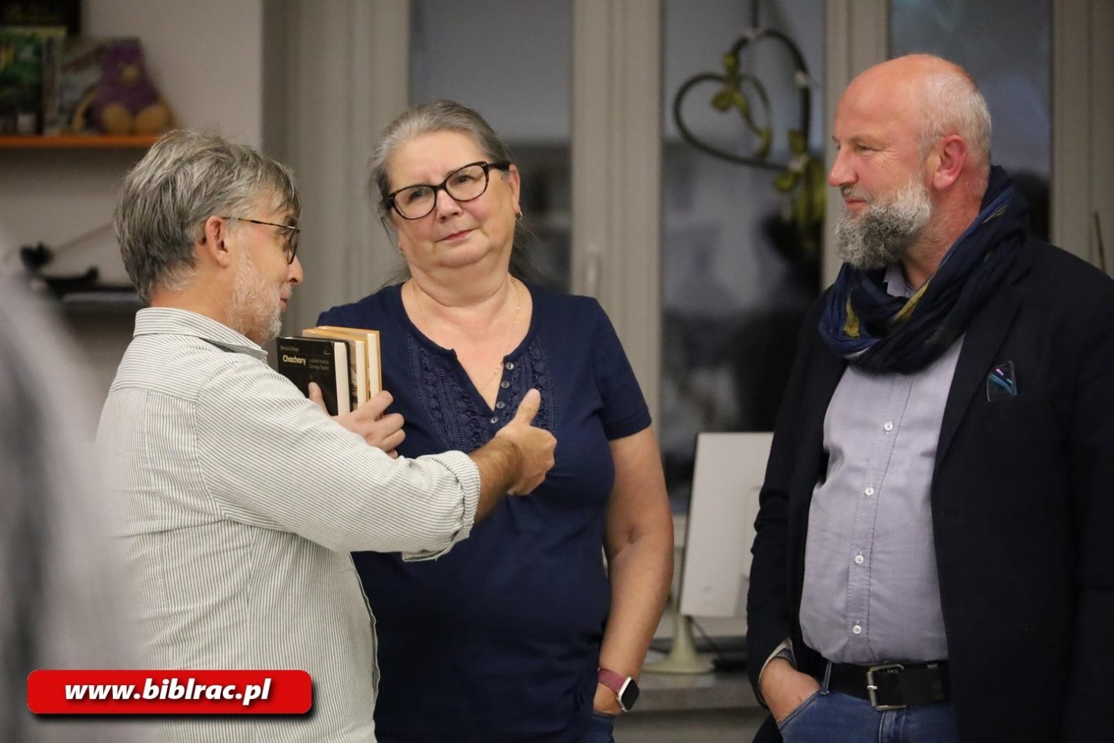 Zdjęcie w galerii na portalu naszraciborz.pl: Śląskość bez uproszczeń. Dariusz Zalega w raciborskiej bibliotece wiadomości z regionu