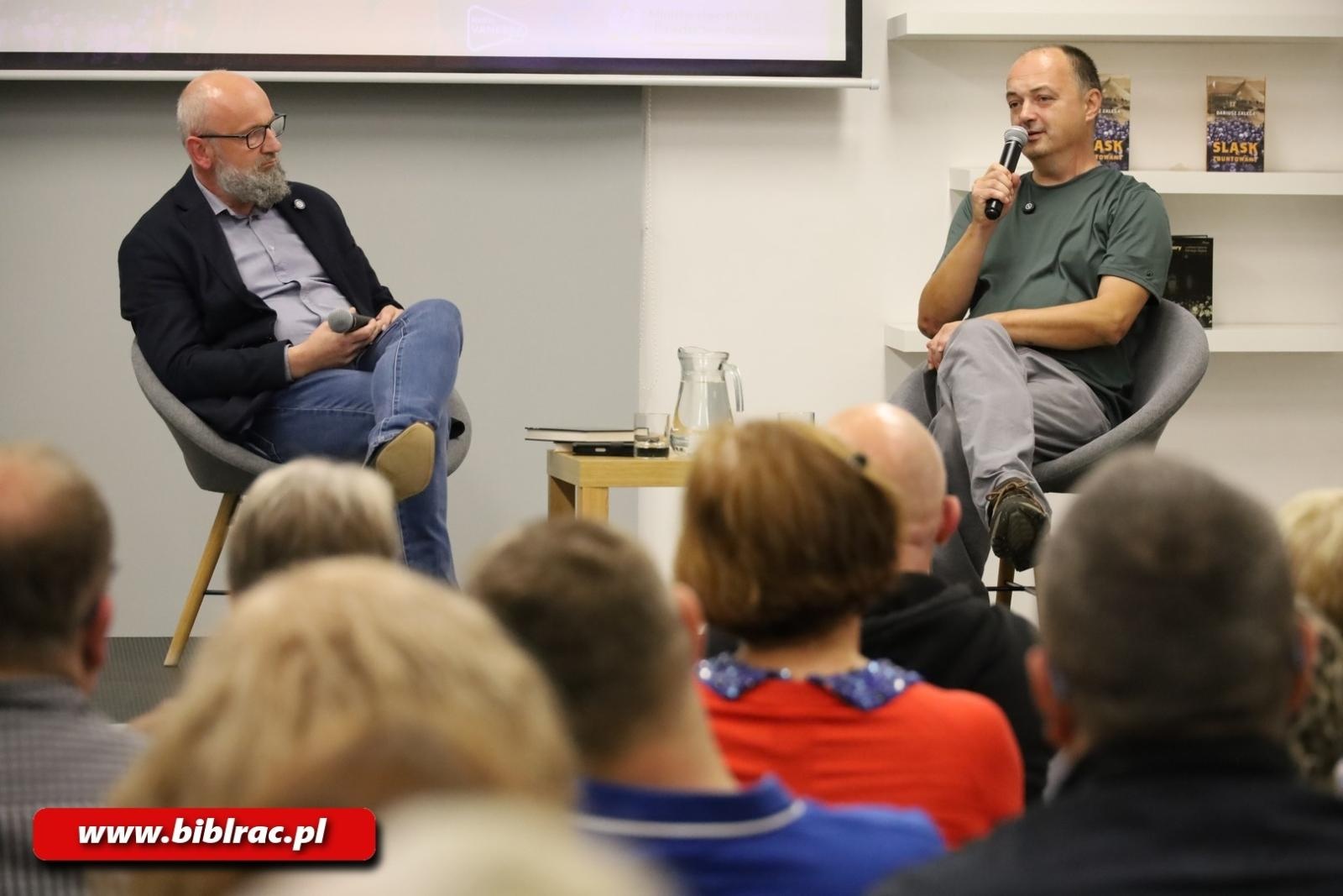 Zdjęcie w galerii na portalu naszraciborz.pl: Śląskość bez uproszczeń. Dariusz Zalega w raciborskiej bibliotece wiadomości z regionu