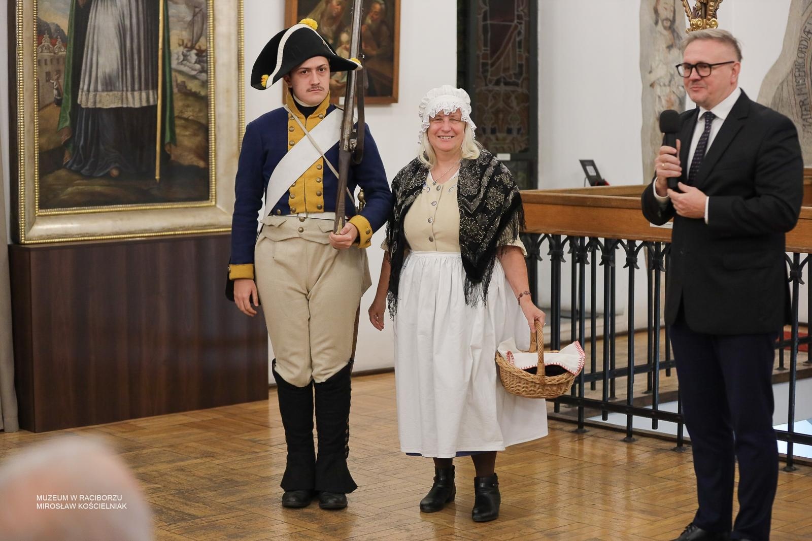 Zdjęcie w galerii na portalu naszraciborz.pl: Z Napoleonem i przeciw niemu. Wystawa o burzliwej epoce na Śląsku wiadomości z regionu