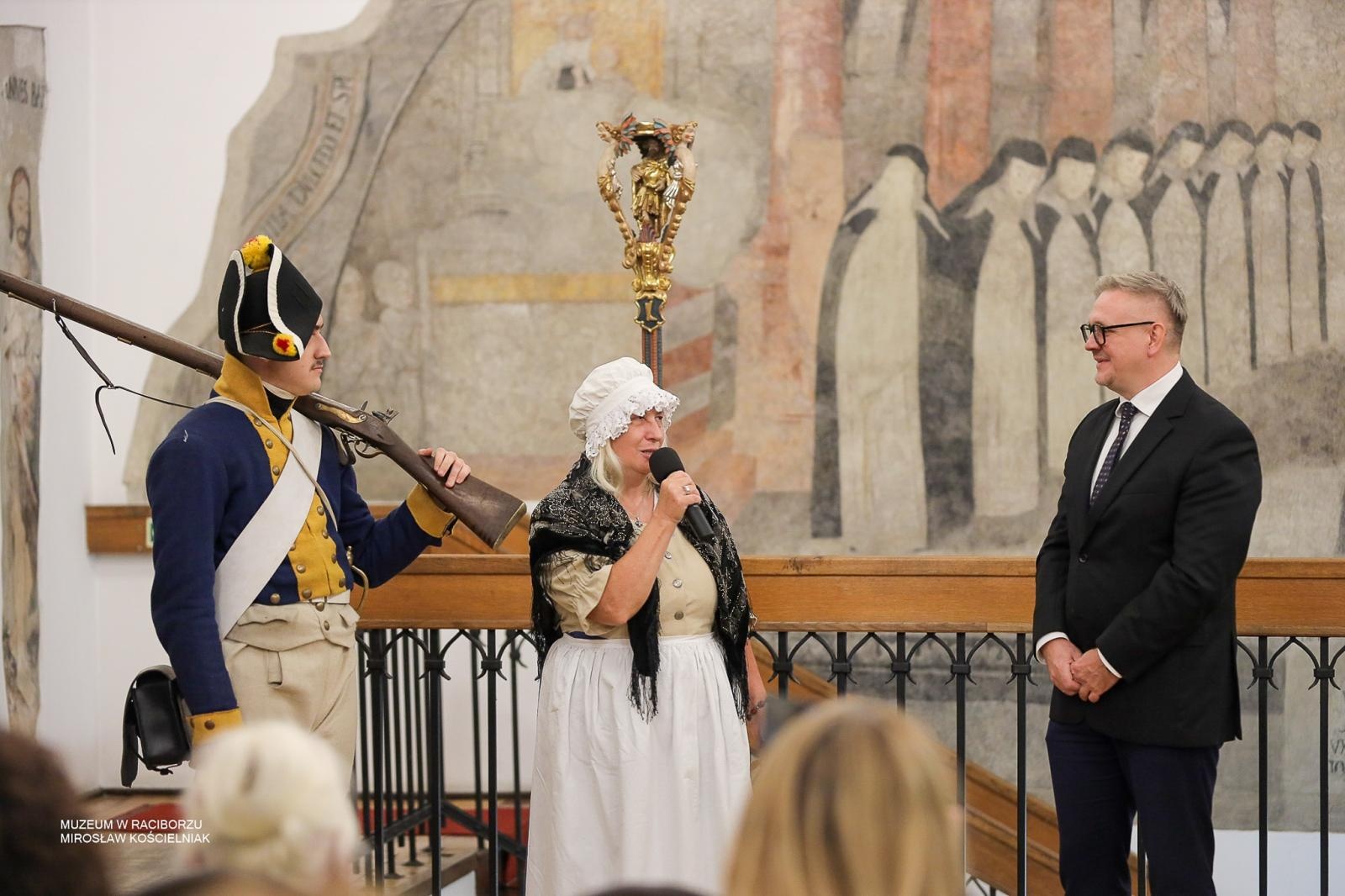 Zdjęcie w galerii na portalu naszraciborz.pl: Z Napoleonem i przeciw niemu. Wystawa o burzliwej epoce na Śląsku wiadomości z regionu