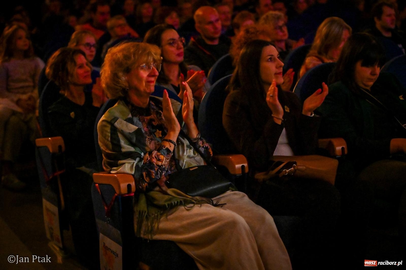 Zdjęcie w galerii na portalu naszraciborz.pl: Głosy dla Hospicjum i inauguracja Pól Nadziei. Muzyka połączyła się z pomocą potrzebującym [FOTO i WIDEO] wiadomości z regionu