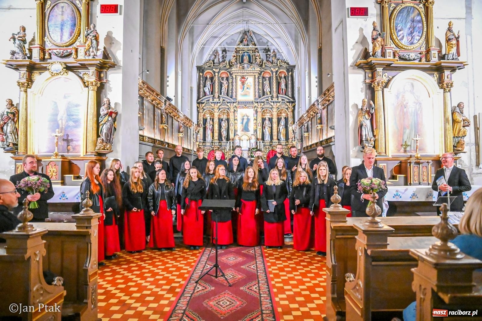 Zdjęcie w galerii na portalu naszraciborz.pl: Muzyka chóralna i organy w raciborskiej farze. Koncert festiwalu Fide et Amore wiadomości z regionu
