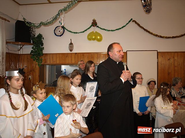Zdjęcie w galerii na portalu naszraciborz.pl: Beczka piwa dla seniorów wiadomości z regionu