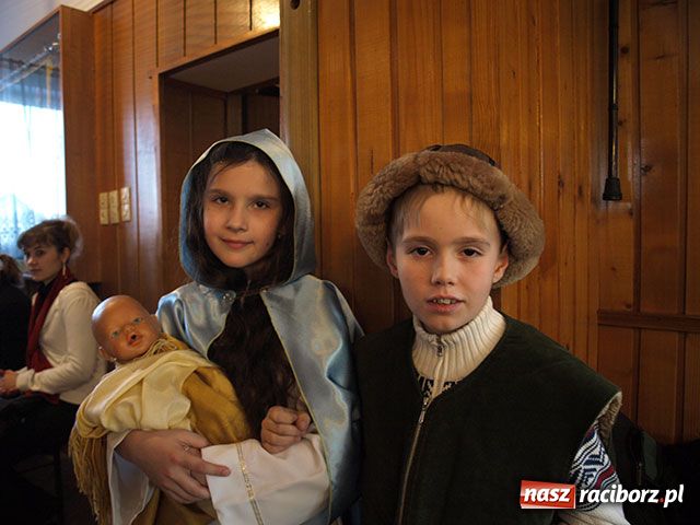 Zdjęcie w galerii na portalu naszraciborz.pl: Beczka piwa dla seniorów wiadomości z regionu