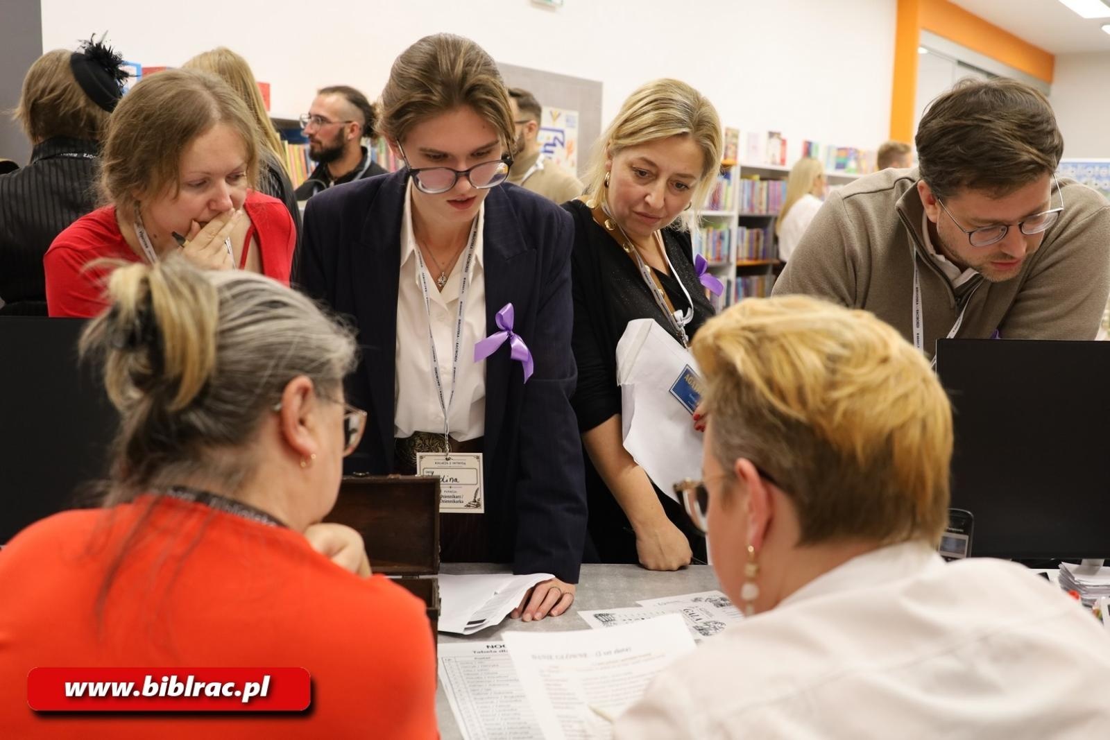 Zdjęcie w galerii na portalu naszraciborz.pl: Kolacja z intrygą… Morderstwo w Bibliotece wiadomości z regionu