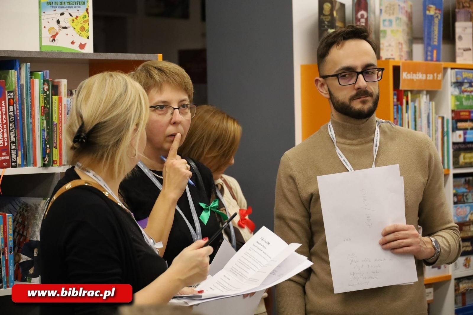 Zdjęcie w galerii na portalu naszraciborz.pl: Kolacja z intrygą… Morderstwo w Bibliotece wiadomości z regionu