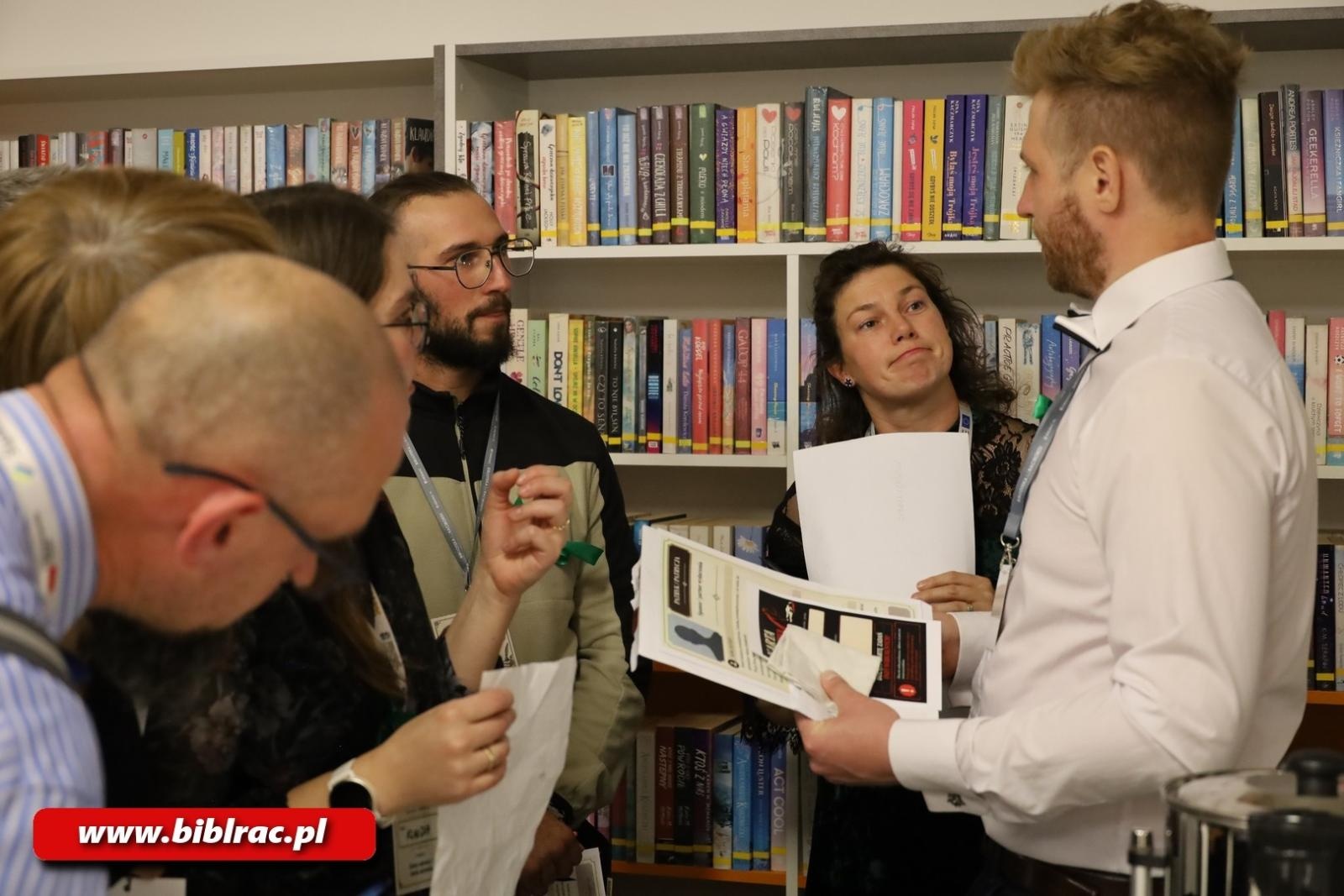 Zdjęcie w galerii na portalu naszraciborz.pl: Kolacja z intrygą… Morderstwo w Bibliotece wiadomości z regionu
