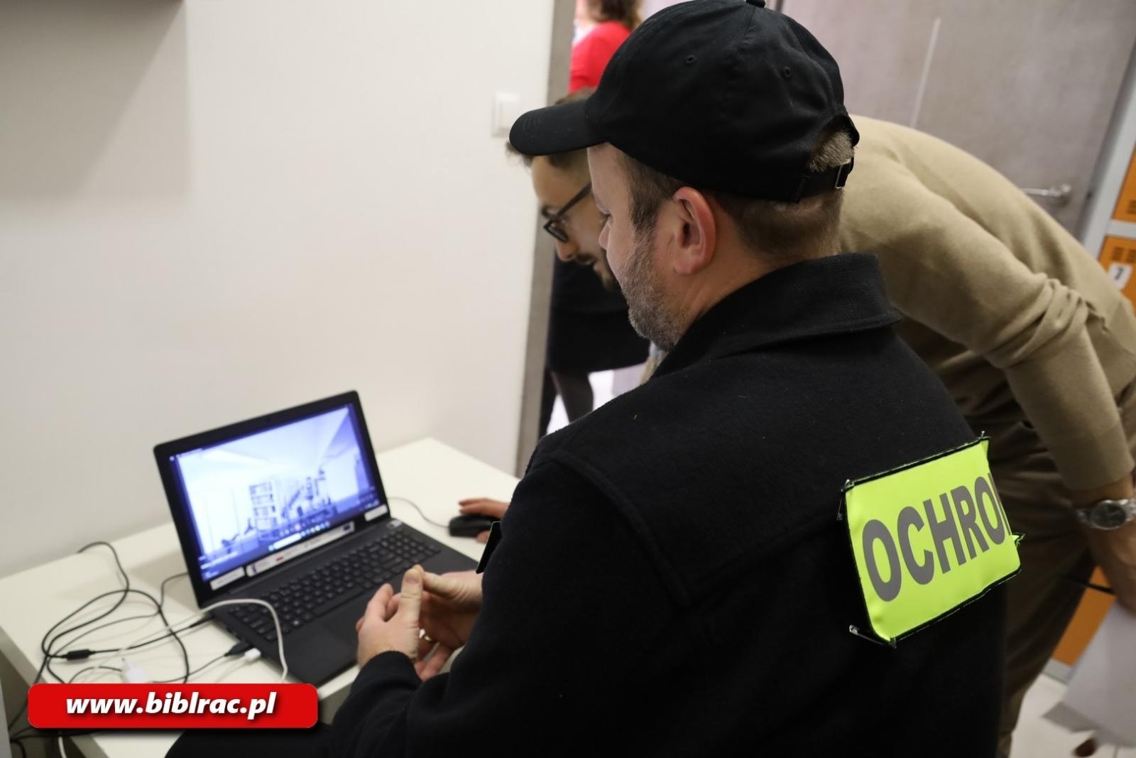Zdjęcie w galerii na portalu naszraciborz.pl: Kolacja z intrygą… Morderstwo w Bibliotece wiadomości z regionu