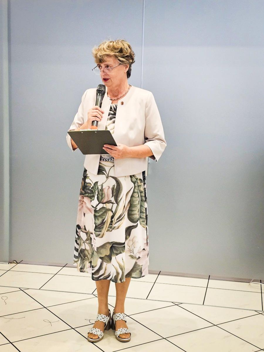 Zdjęcie w galerii na portalu naszraciborz.pl: Emerytowani nauczyciele z ZNP świętowali Dzień Edukacji Narodowej wiadomości z regionu